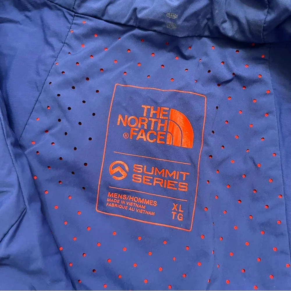 The north face summit series L3 centric insulated hoodie jacket men’s XL *READ